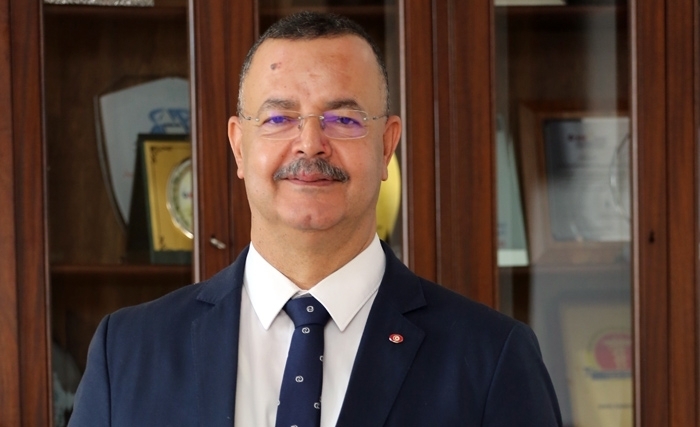 وزير الصحة يزور عددا من  الجرحى الفلسطينين الذين تم إجلاءهم إلى تونس